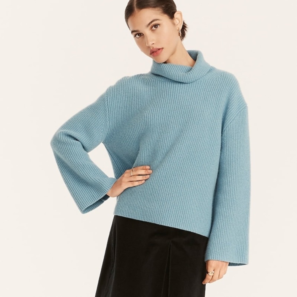 J.Crew Wool and Recycled Cashmere Relaxed Turtleneck Size Small